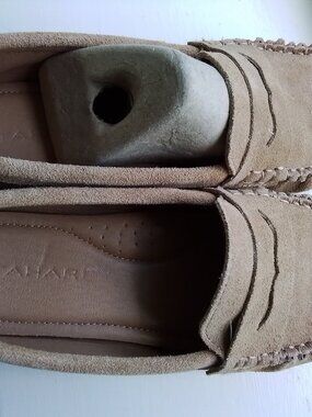 Tahari moccasins